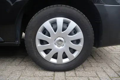 Car image 39