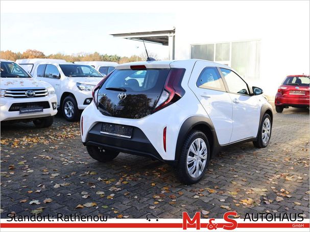 Toyota Aygo X 1.0 53 kW image number 3