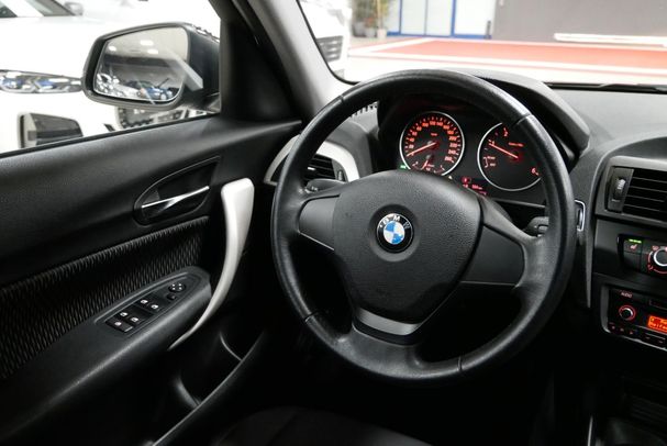 BMW 116d 85 kW image number 16