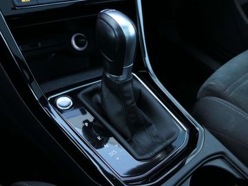 Car image 38