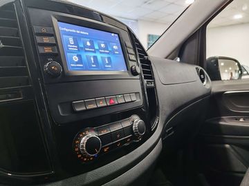 Car image 33