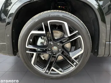 Car image 36