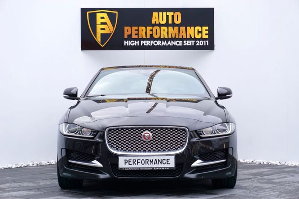 Jaguar XE 132 kW image number 5