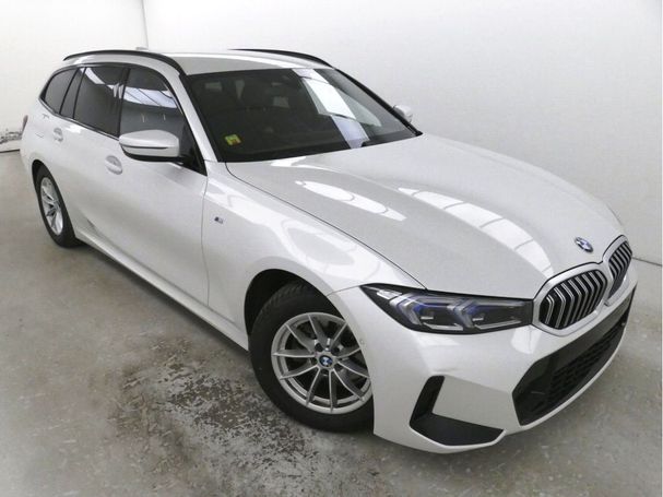 BMW 320i Touring 135 kW image number 2