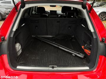 Car image 36