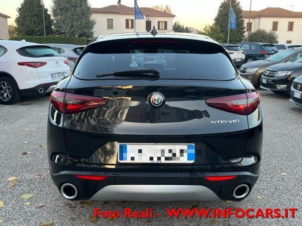 Alfa Romeo Stelvio 2.2 Diesel AT8 118 kW image number 11