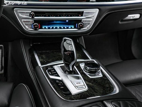 BMW 750i xDrive M Sport 390 kW image number 14