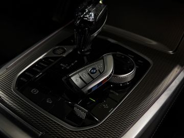 Car image 42