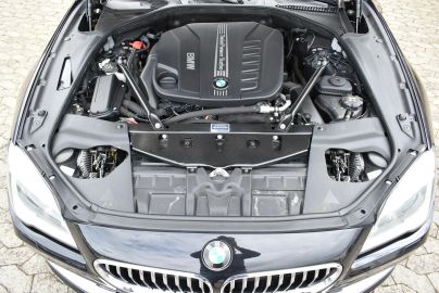 Car image 27