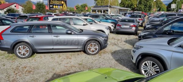 Car image 70