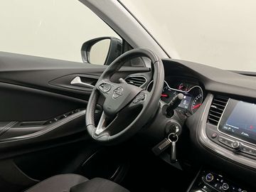 Car image 33