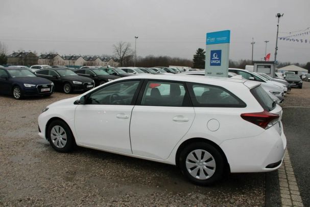 Toyota Auris 73 kW image number 9