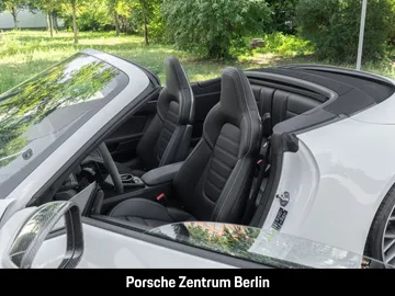 Car image 33