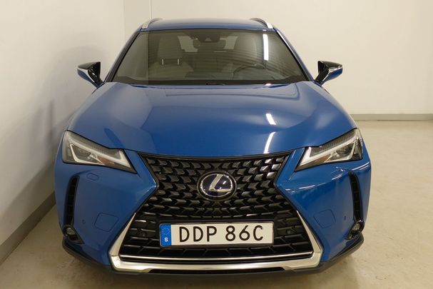 Lexus UX 250h E-FOUR 135 kW image number 2