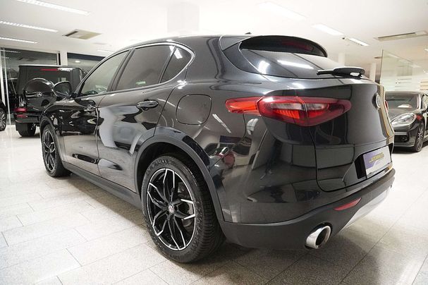 Alfa Romeo Stelvio 2.2 118 kW image number 5