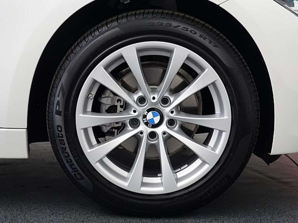 BMW 320i 135 kW image number 20