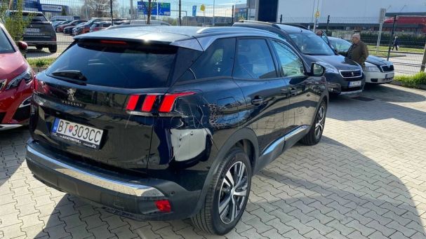 Peugeot 3008 BlueHDi EAT8 Allure 96 kW image number 3