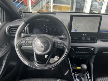 Car image 14