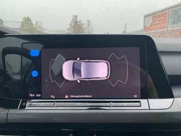 Car image 28