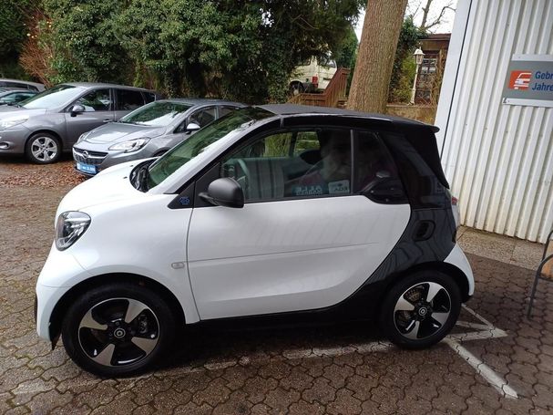 Smart ForTwo cabrio EQ 60 kW image number 1