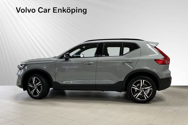 Volvo XC40 B4 Plus Dark 147 kW image number 4