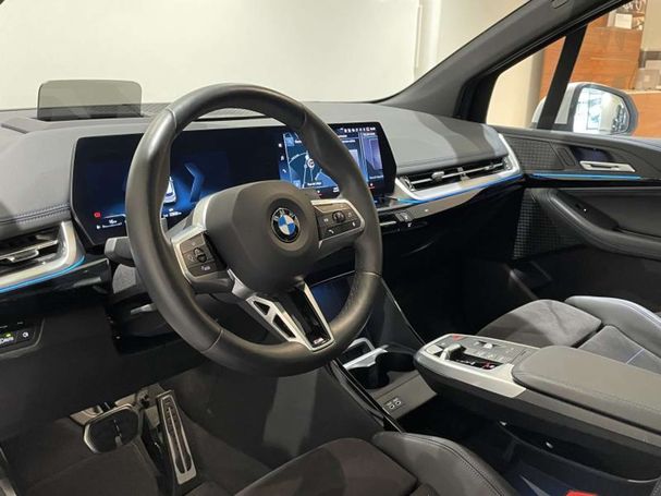 BMW 220i Active Tourer 115 kW image number 4