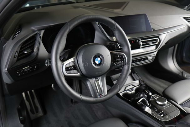 BMW 120i M Sport 131 kW image number 3