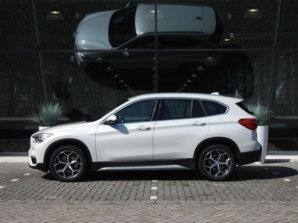 BMW X1 sDrive20i xLine 141 kW image number 4