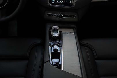 Car image 36