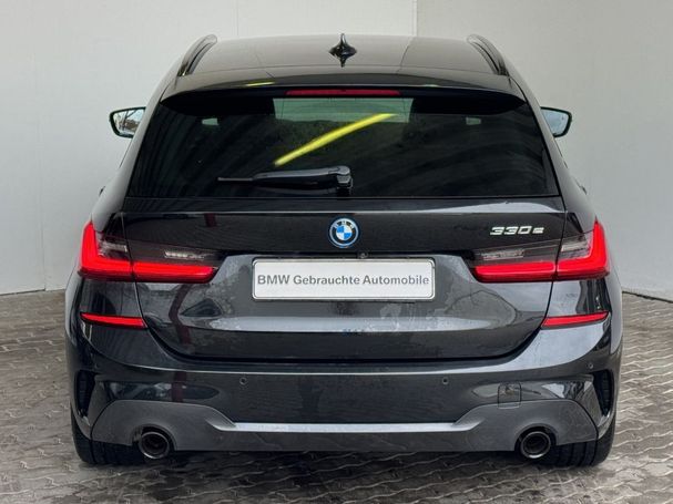 BMW 330 Touring e M Sport 215 kW image number 6