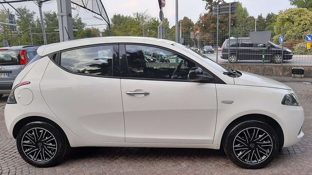 Lancia Ypsilon 51 kW image number 17