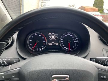 Car image 36