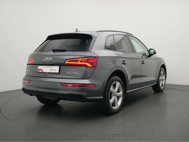 Audi Q5 quattro S-line 220 kW image number 1