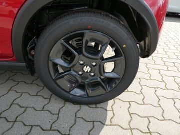 Car image 10