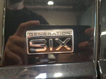 Car image 26