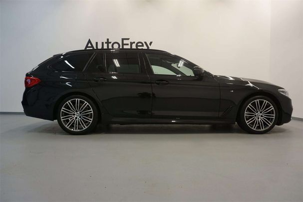 BMW 520d Touring xDrive 140 kW image number 2