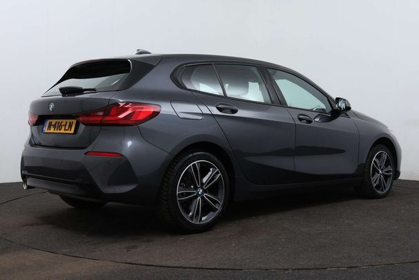 BMW 118i 100 kW image number 12