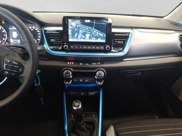 Car image 11