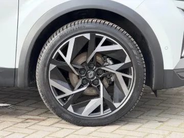 Car image 46
