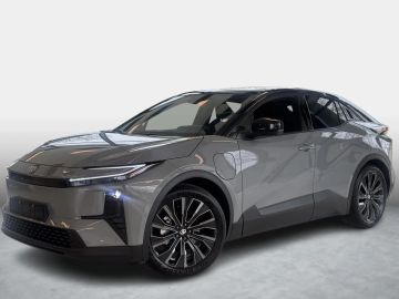 Car image 25