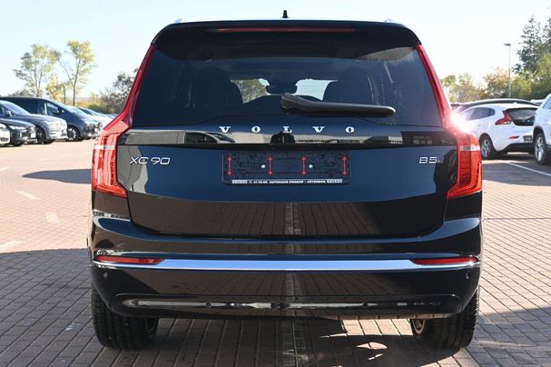 Volvo XC90 AWD Ultimate 173 kW image number 2