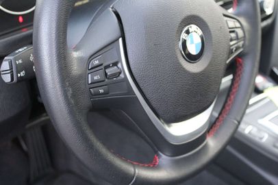 Car image 36