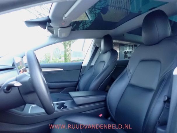 Tesla Model 3 Long Range AWD 324 kW image number 27