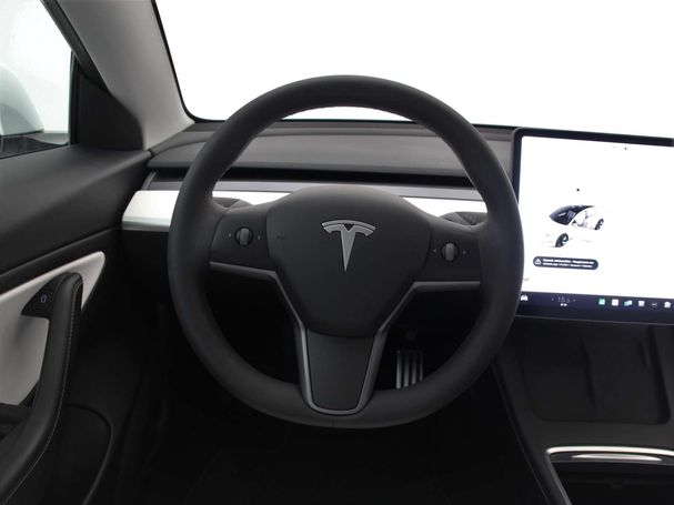 Tesla Model 3 Long Range AWD 258 kW image number 13