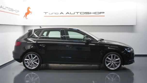 Audi A3 2.0 TDI S tronic Sportback 110 kW image number 2