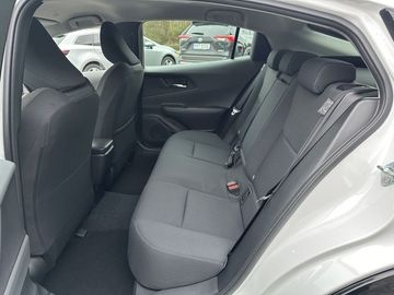 Car image 11