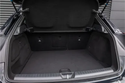 Car image 41