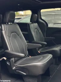Car image 39