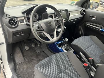 Car image 11