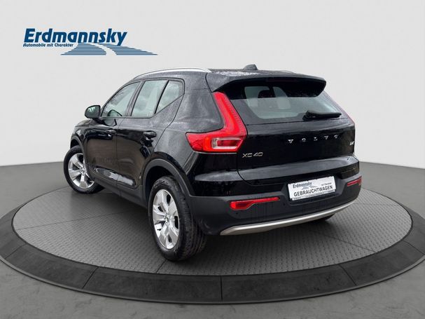 Volvo XC40 D4 AWD Momentum Pro 140 kW image number 4